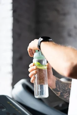Butelka na wodę Fuori 540 ml miętowa