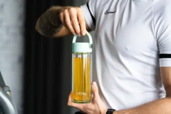 Butelka z zaparzaczem Fuori 350 ml miętowa