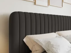 Łóżko kontynentalne 140x200 cm Saliano z pojemnikami i topperem grafitowe szenil hydrofobowy