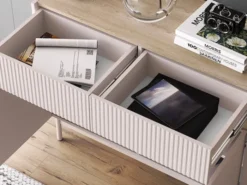 Komoda dwudrzwiowa Dunea z dwiema szufladami 104 cm kaszmir/dąb