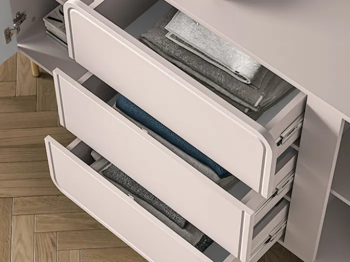 Komoda dwudrzwiowa Loppa z trzema szufladami 160 cm Kaszmir