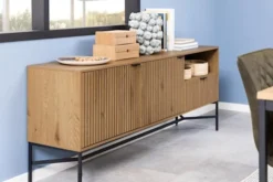 Komoda Flutivess dąb z lamelowym frontem na metalowych nóżkach 180 cm