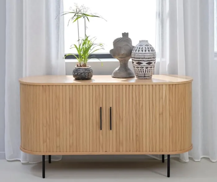 Komoda Gativel 140x76 cm lamele dąb naturalny