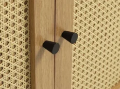 Komoda trzydrzwiowa Mogest beżowa plecionka boho