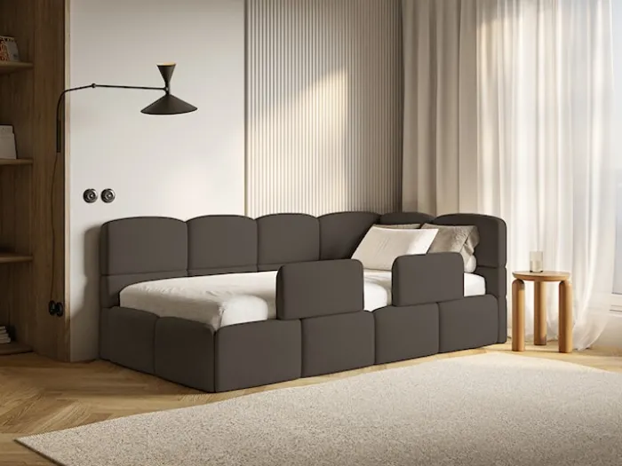 Łóżko młodzieżowe 90x200 cm Cloudy prawostronne z pojemnikiem i barierkami brązowe szenil