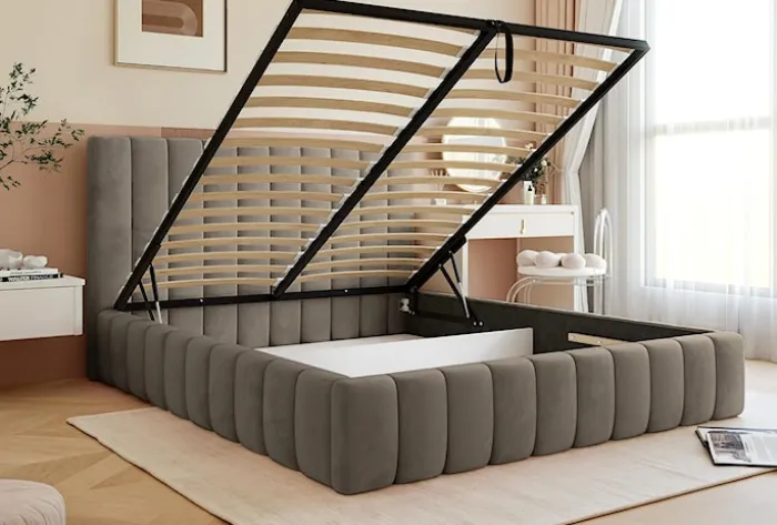 Łóżko tapicerowane 180x200 cm Fiarro z pojemnikiem na pościel szarobeżowe welur stelaż metalowy