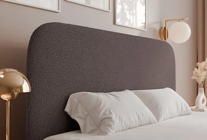 Łóżko tapicerowane 140x200 cm Sonvivo z pojemnikiem na pościel brązowe boucle stelaż metalowy