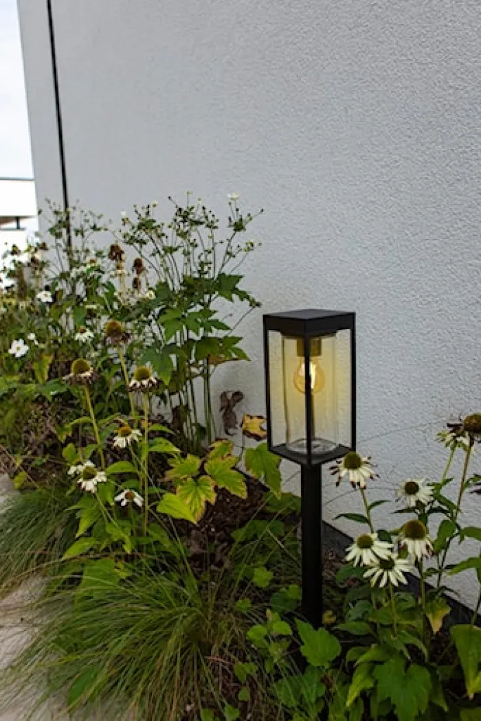 Lampa ogrodowa Flair LED solarna czarna
