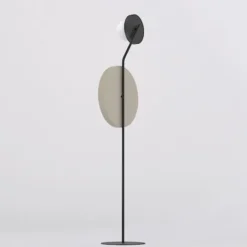Lampa podłogowa Kiss x2 mokka na czarnym stelażu