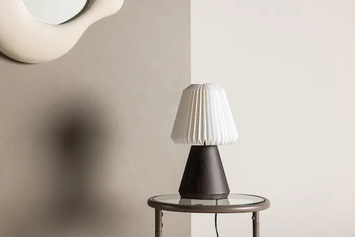 Lampa stołowa Fjallen 33 cm biała/orzech