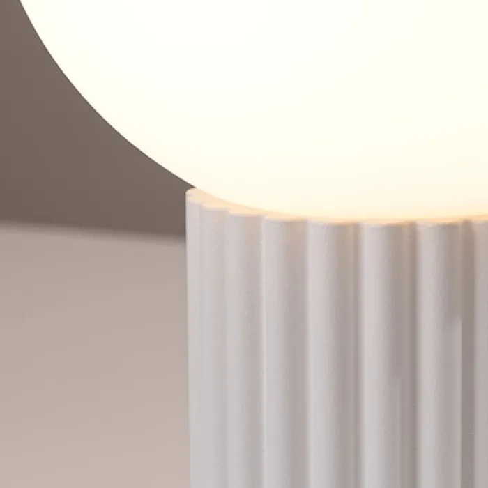 Lampa stołowa Halo biała