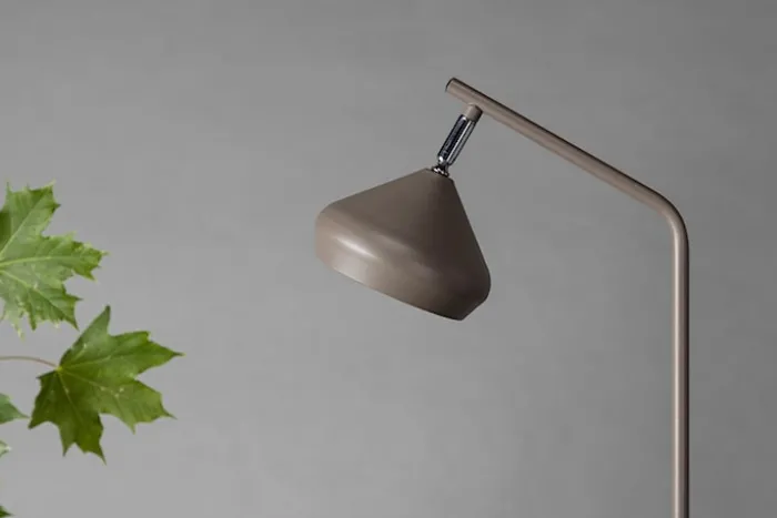 Lampa stołowa Isaberg 52 cm jasnobrązowa