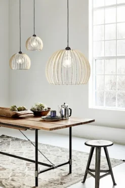 Lampa wisząca Chino średnica 40 cm drewniany ażurowy klosz