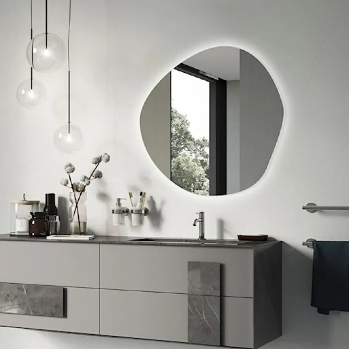 Lustro wiszące Chmurka z podświetleniem LED 77 cm