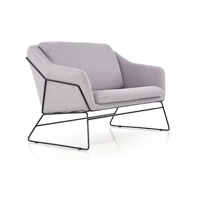 Sofa dwuosobowa Gasoina szara na czarnej podstawie