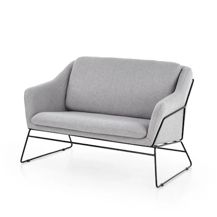 Sofa dwuosobowa Gasoina szara na czarnej podstawie