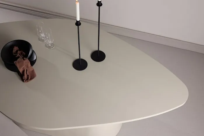 Stół do jadalni Orine 210x110 cm beżowy