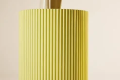 Stolik boczny Lenox okrągły 31 cm żółty