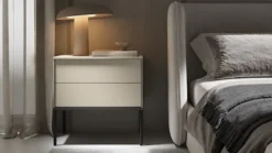 Szafka nocna Bellezo z dwiema szufladami 56 cm kremowy