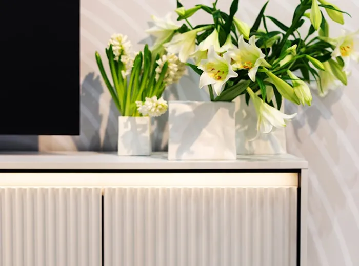 Szafka RTV Trend 167 cm z LED Biała