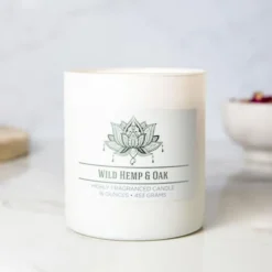 Świeca sojowa zapachowa Colonial Candle Wild Hemp & Oak 453 g
