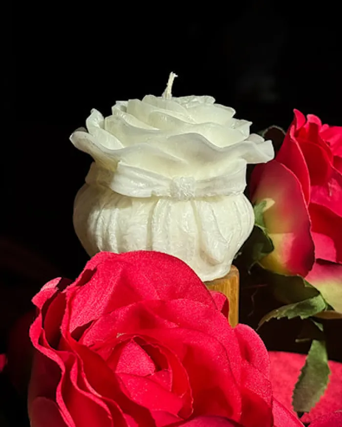 Świeca z wosku palmowego Rose Bow 155 g