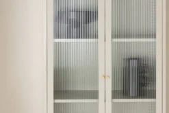 Witryna dwudrzwiowa Bequiti 180x80 cm wysoka beżowa