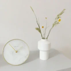 Zegar stojący Marble 20 cm biało-złoty