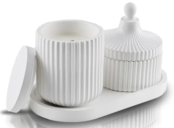 Zestaw 2 świec sojowych Grace+Laura Tobacco & Vanilla biały gips
